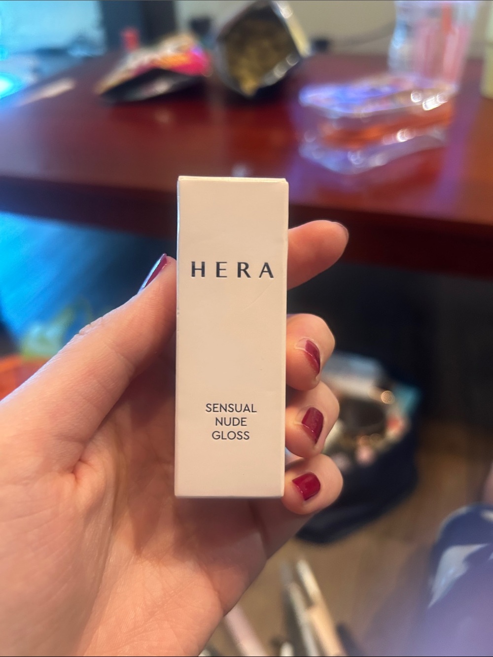 HERA Sensual Nude Gloss - Pale Pink Packaging